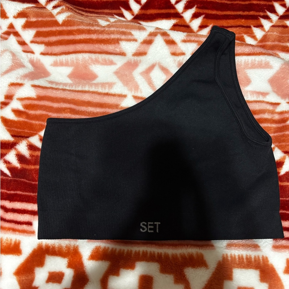 SET Active Black One-Shoulder sports bra